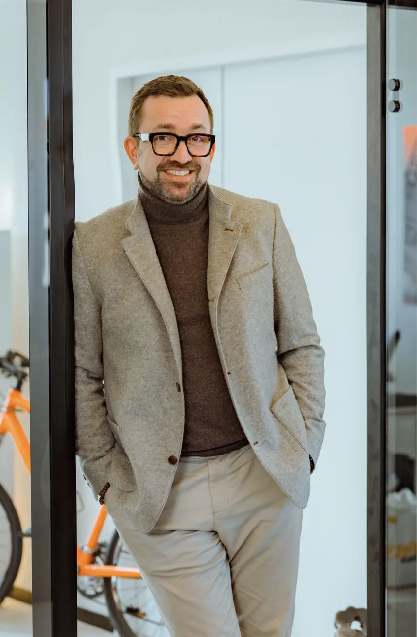 Dominique Graber — Ejer & administrerende direktør, 3. generation